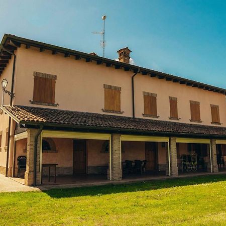 Agriturismo Garzole Кастельфранко-Емілія Екстер'єр фото